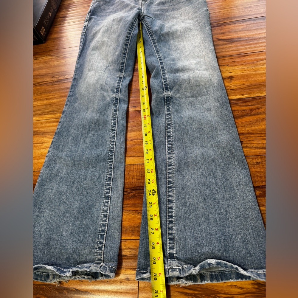 Answer Me Rhinestone Bootcut Jeans Size 32 - Picture 6 of 7